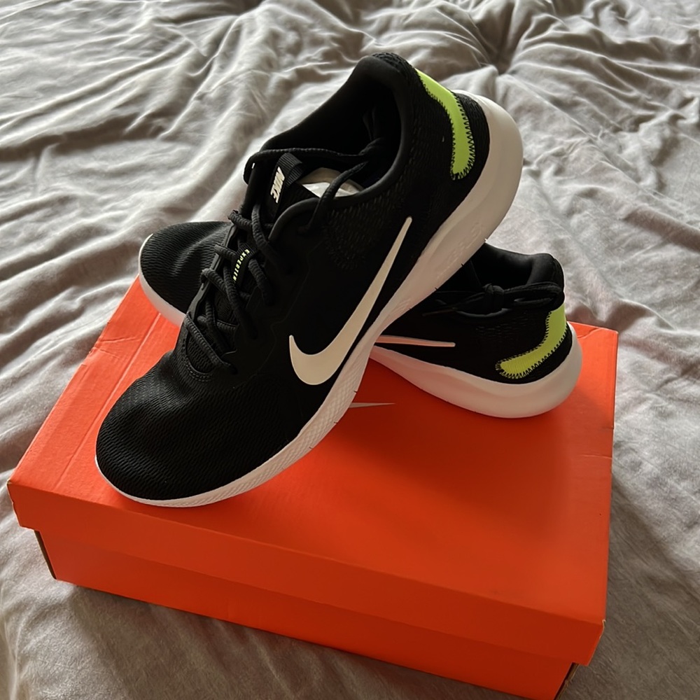 Nike Flex Experience RN 9
